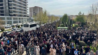 Çorum’dan kutsal topraklara gidecek olan 325 hacı adayı dularla yolcu