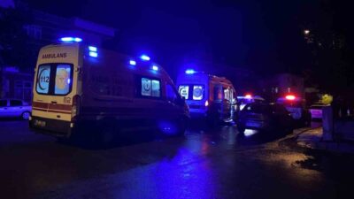 Çorum’da iki genç, sokak ortasında tanımadıklarını iddia ettikleri kişi veya