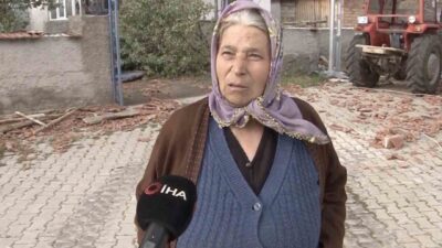 Çorum’un Sungurlu ilçesinde meydana gelen hortum sebebiyle evlerin tamamına yakınının