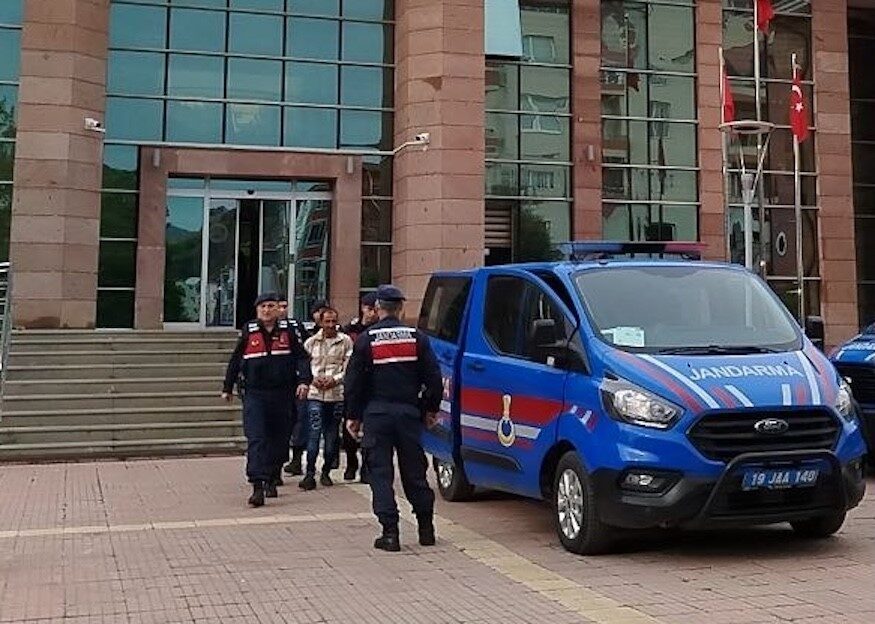 Çorum’un Osmancık ilçesinde düzenlenen uyuşturucu operasyonunda gözaltına alınan şüpheli tutuklandı.