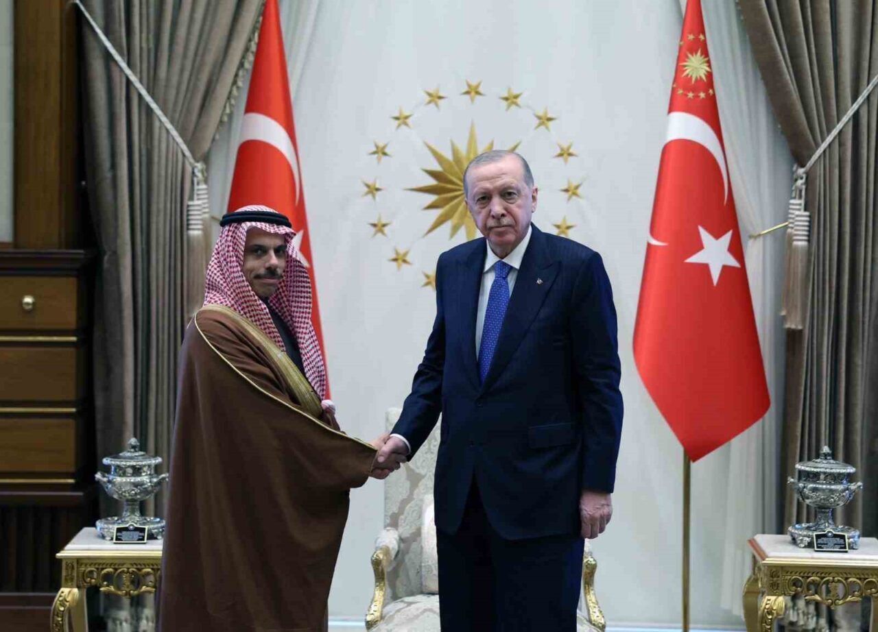 Cumhurbaşkanı Recep Tayyip Erdoğan, Suudi Arabistan Dışişleri Bakan Faysal bin