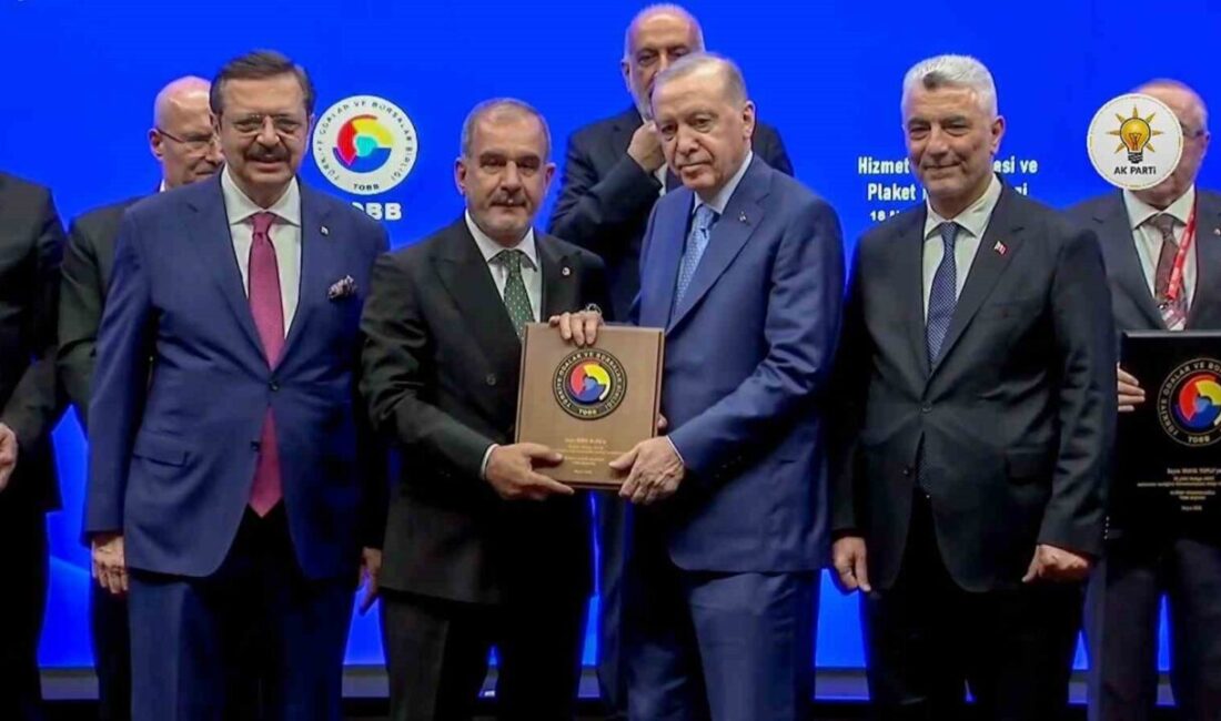 Elazığ Ticaret ve Sanayi Odası Başkanı İdris Alan, Hizmet Şeref