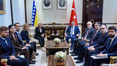 Cumhurbaşkanı Yardımcısı Cevdet Yılmaz, “Dost ve kardeş Bosna Hersek’in barış,