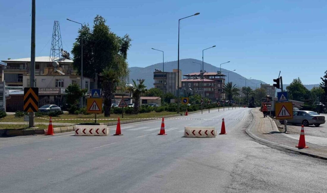 Mersin’in Bozyazı ilçesinde D-400 Karayolu üzerindeki köprüde meydana gelen kısmi