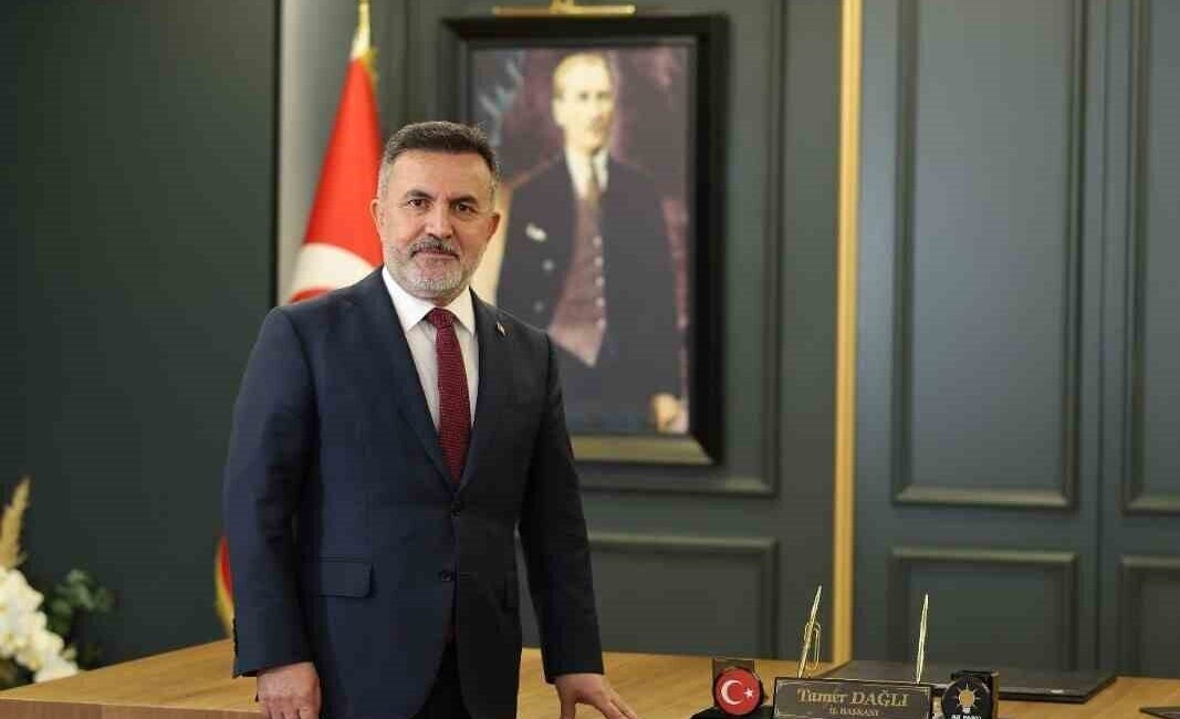 AK Parti Adana İl Başkanı Tamer Dağlı, buğdaydan mısıra, ayçiçeğinden