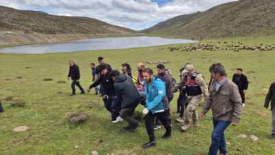Bingöl’ün Karlıova ilçesinde dağlık bir alanda düşerek yaralanan şahıs, ekipler