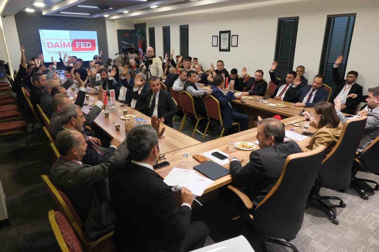 Doğu Akdeniz İnşaat Müteahhit Birlikleri Federasyonu (DAİMFED) Genel Başkanı Mustafa