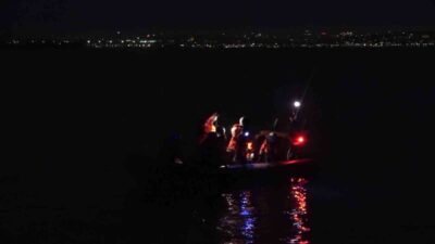 Kalamış merkezli Denizde Gönüllü Arama ve Kurtarma (DAK/SAR) ekipleri, gerçekleştirdikleri