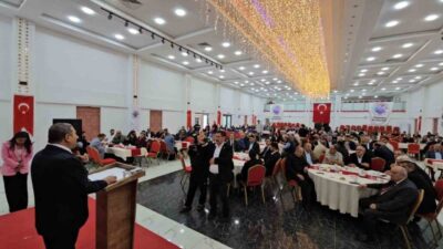 Malatya’nın Darende ilçesinde Kurban Bayramı dolayısıyla bayramlaşma programı düzenlendi. Darende