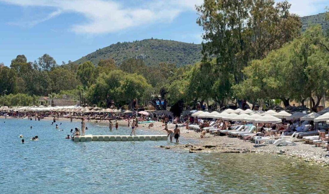 Kurban Bayramı tatilinin başlamasıyla birlikte Muğla’nın gözde turizm merkezlerinden Datça