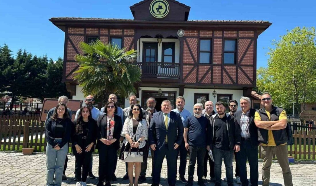 Düzce Çalışan Gazeteciler (DÇG) Cemiyeti 1. Olağan kongresi yapıldı. 23