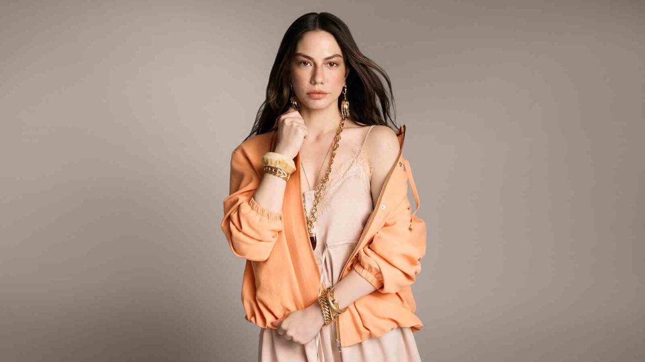 Modada son trendleri bir araya getiren Trendyolmilla’nın reklam yüzü sevilen