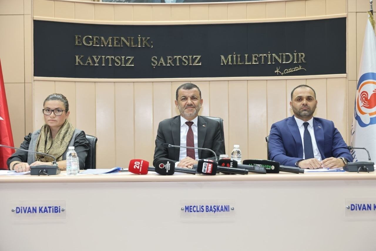 Denizli Büyükşehir Belediye Meclisi, Mayıs ayı olağan toplantısını gerçekleştirdi. Başkan