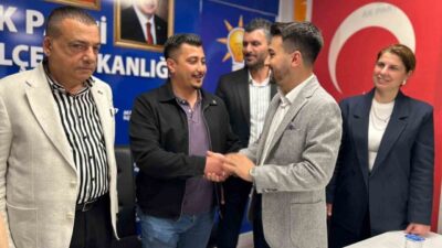Denizli’de dikkat çeken bir geçiş yaşandı. CHP Çardak İlçe Gençlik