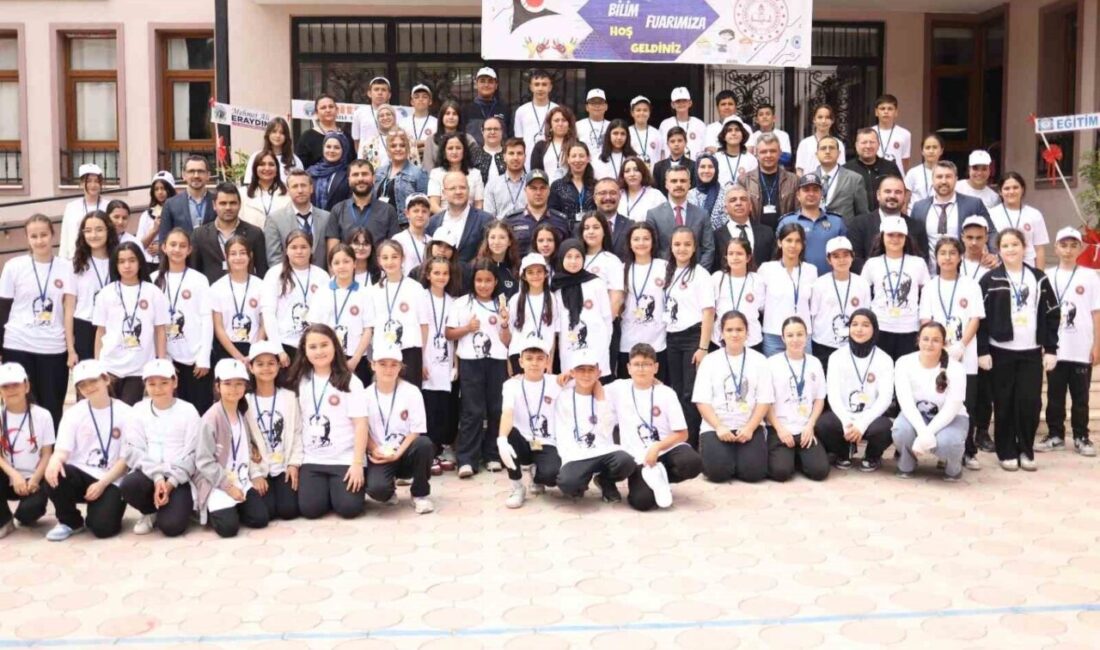 Denizli’nin Güney ilçesinde, Fevzi Tokat Ortaokulu öğrencileri tarafından hazırlanan Bilim