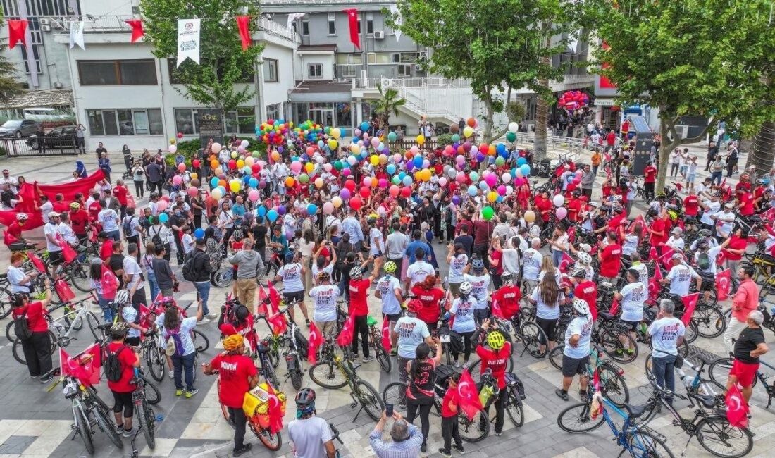 Denizli Büyükşehir Belediyesi’nin 19 Mayıs Atatürk’ü Anma, Gençlik ve Spor