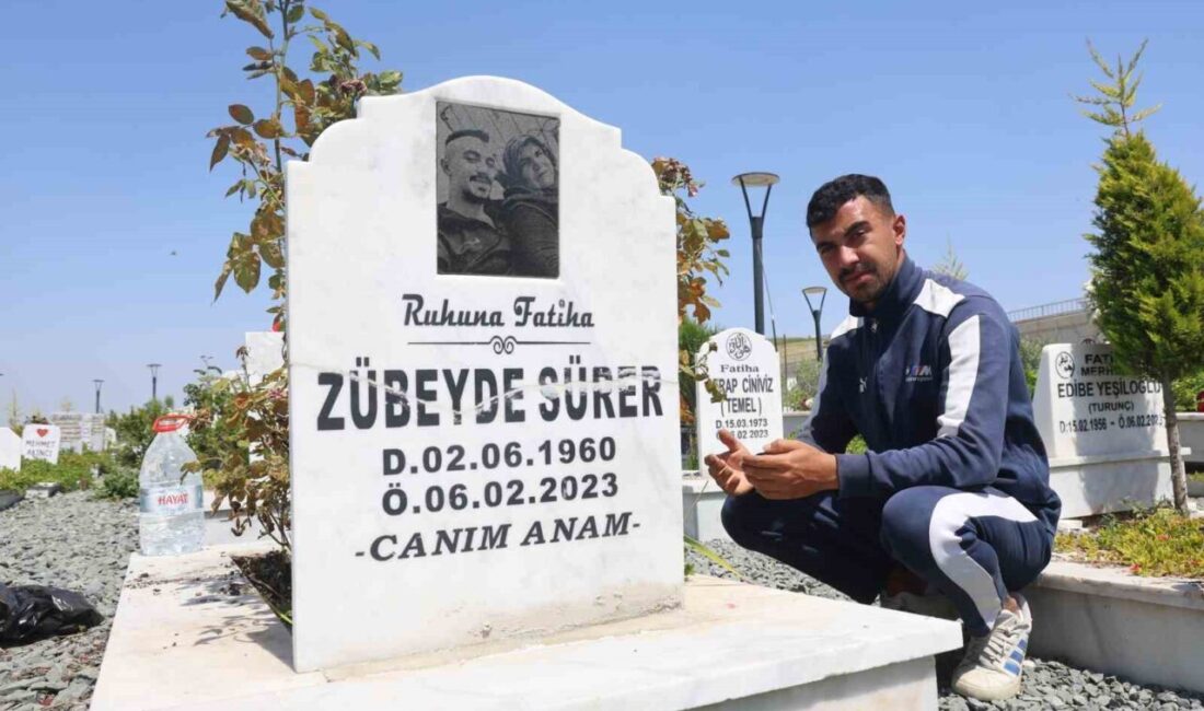 Hatay’da Anneler Günü’nde deprem mezarlığını ziyaret eden vatandaşlar hüzünlü anlar