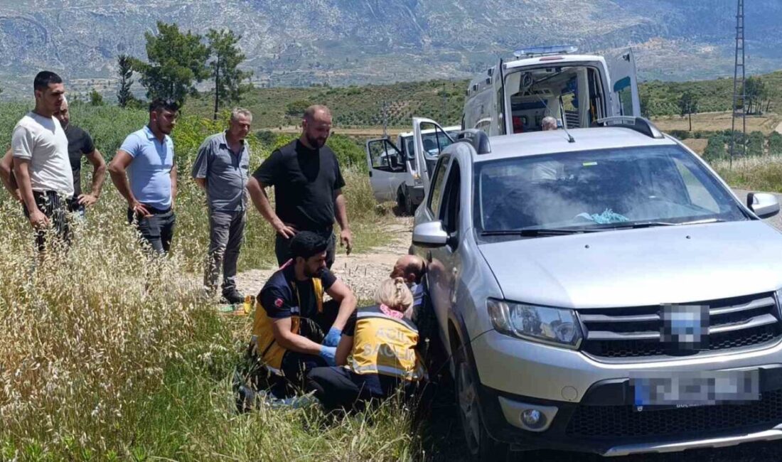 Antalya’nın Manavgat ilçesinde devrilen traktörün sürücüsü yaralandı. Sürücü Selahattin Yılmaz’ın,