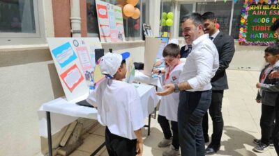 Diyarbakır’ın Dicle ilçesinde yetenekli öğrencilerin projelerini sergilediği TÜBİTAK 4006–B Bilim