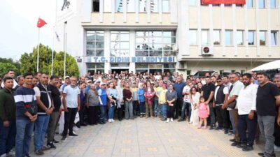 Didim Belediyesi’nde Kurban Bayramı dolayısıyla bayramlaşma programı gerçekleştirildi. Programda Didim