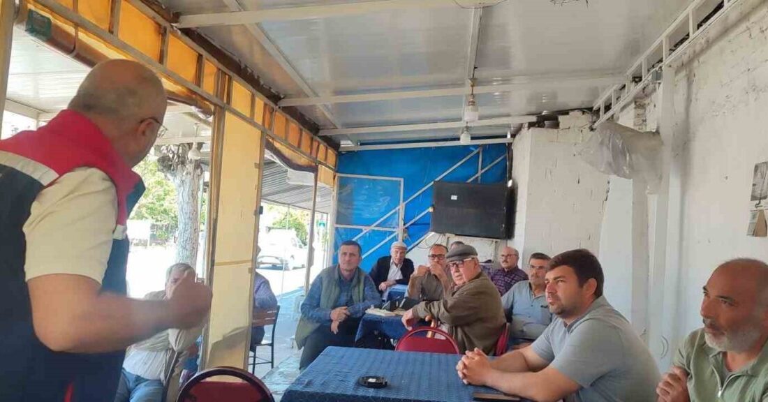 Didim İlçe Tarım ve Orman Müdürlüğü tarafından Akyeniköy Mahallesi’nde üreticilerle