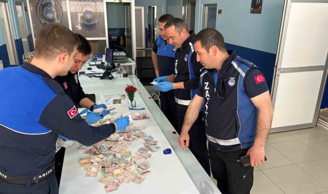 Bilecik’te zabıta ekiplerince yakalanan bir dilencinin üzerinden yaklaşık 32 bin