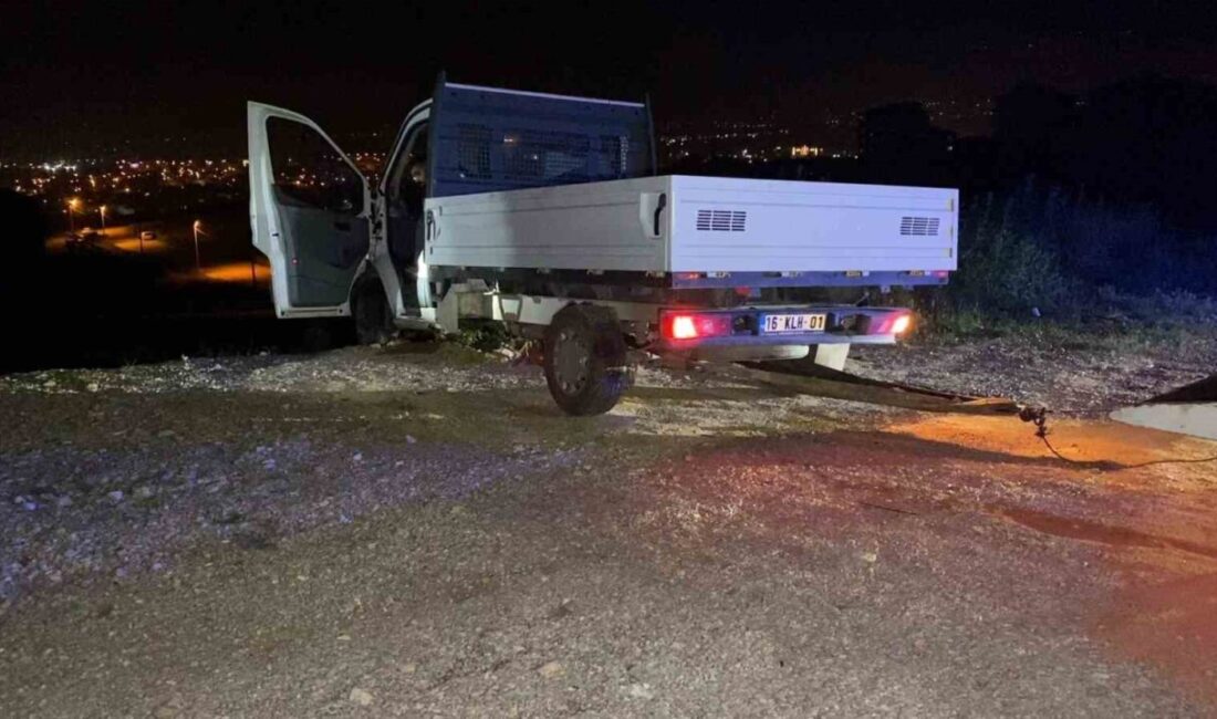 Bursa’nın İnegöl ilçesinde meydana gelen kazada, alkollü sürücünün kontrolünden çıkan