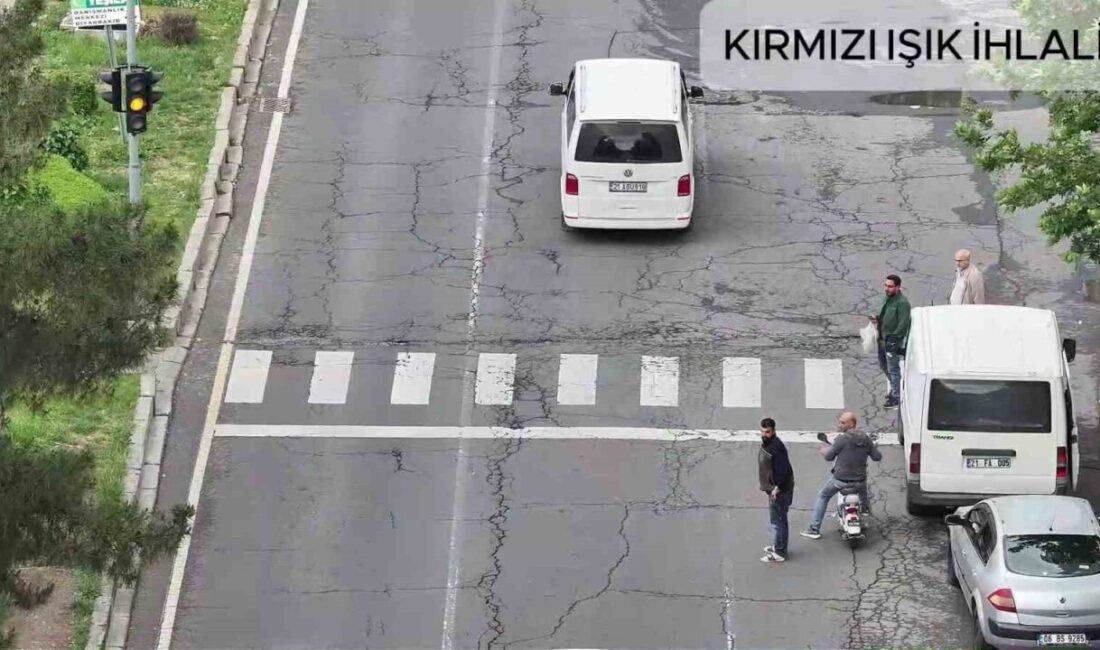 Diyarbakır’da polis ekipleri bayram öncesi denetimlerini sıklaştırdı. Diyarbakır İl Emniyet