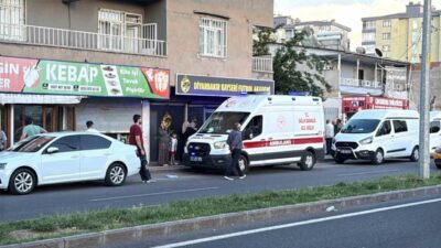 Diyarbakır’da bir kişi, evin bahçesinde bulunan ağaca asılı halde ölü