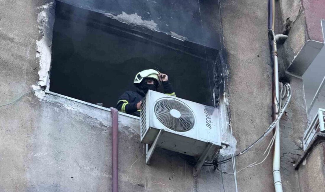 Diyarbakır’ın merkez Sur ilçesinde 6 katlı apartmanda çıkan yangında bir