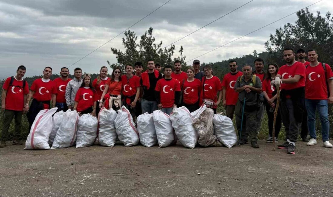 CHP Manisa Gençlik Kolları’nın 19 Mayıs haftası kapsamında düzenlediği doğa