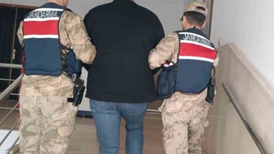 Şanlıurfa’da dolandırıcılık suçundan aranan şahıs jandarma ekipleri tarafından yakalandı. Edinilen