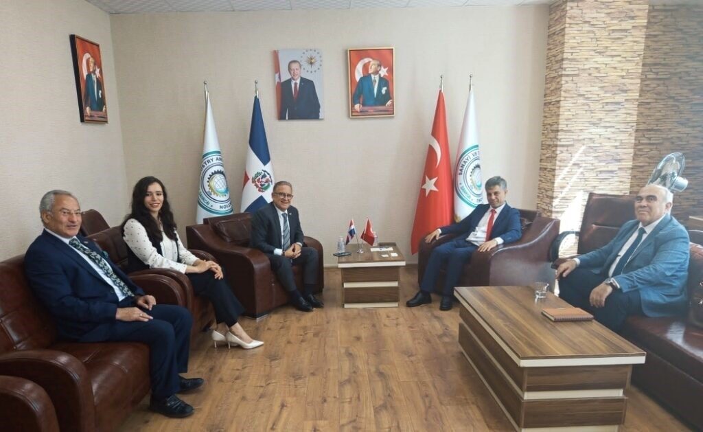 Dominik Cumhuriyeti Ankara Büyükelçisi Elvis Alam, Sanayi ve Ticaret Konfederasyonu