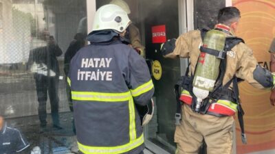 Hatay’ın Dörtyol ilçesinde alevlere teslim olarak yanan iş yerindeki yangın,