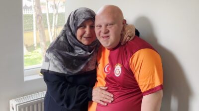 Erzurum’da yaşayan 52 yaşındaki Nuran Sağlam, 20 yaşındaki Down sendromlu