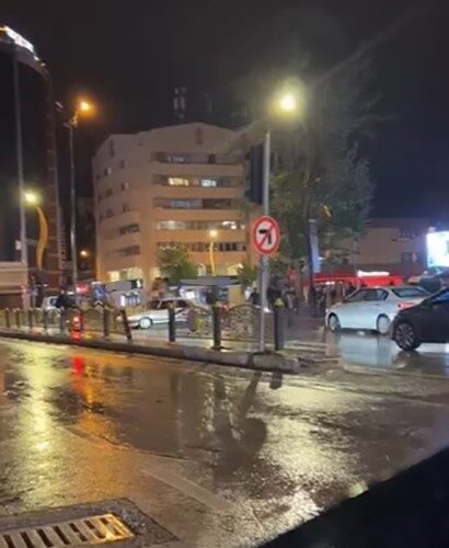 Elazığ’da en işlek caddelerden biri olan Gazi’de drift atan sürücü,