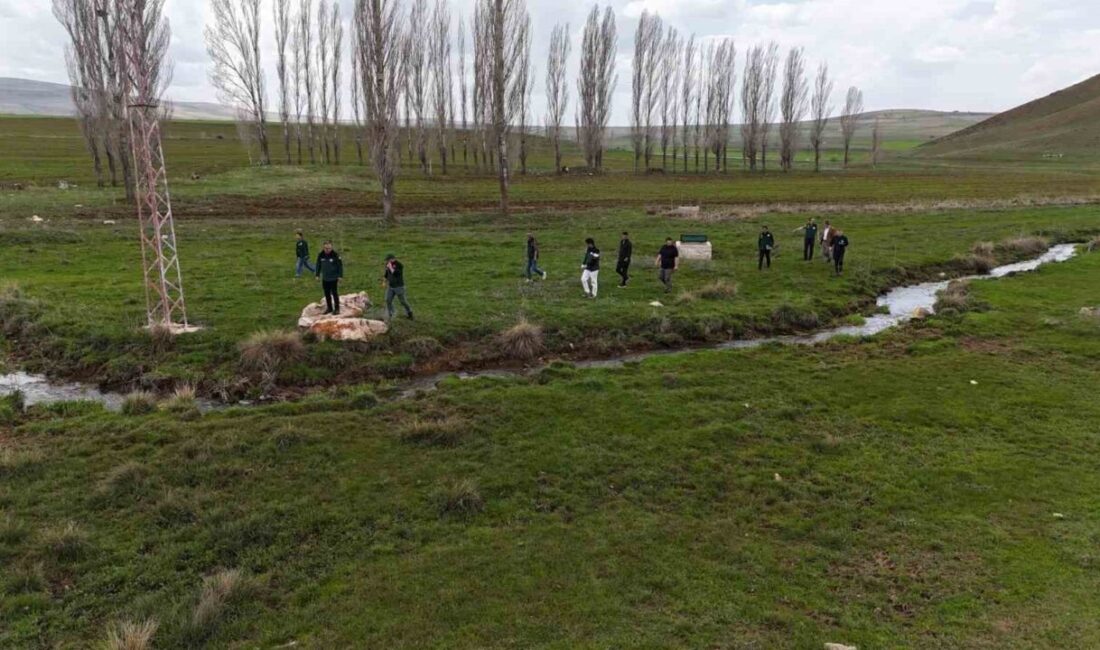 DSİ 22. Bölge Müdürlüğü yetkilileri, Bayburt merkeze bağlı Topraksu Göleti