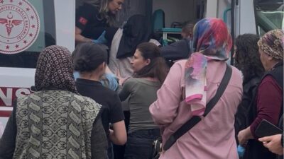 Aydın’ın Efeler ilçesinde bir apartmanın bodrum katındaki kağıtların tutuşması sonucu