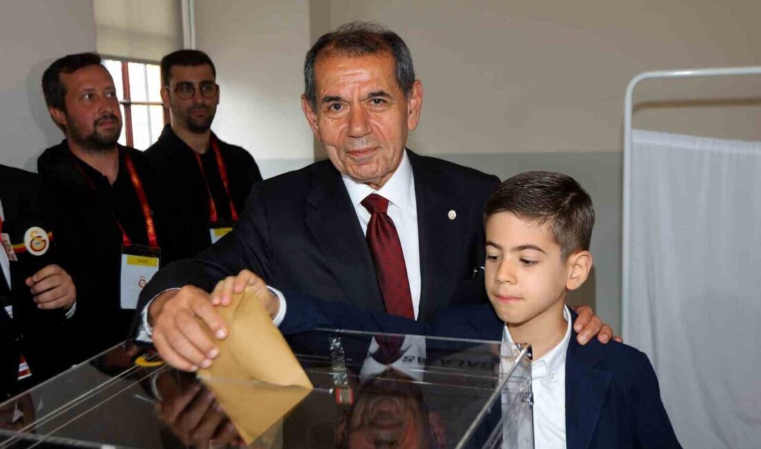 Galatasaray’ın mevcut başkanı ve başkan adayı Dursun Özbek, olağan seçim