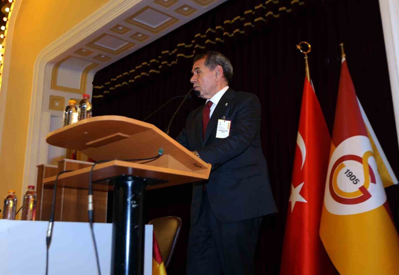 Galatasaray Başkanı Dursun Özbek, seçimlerin sarı-kırmızılıların bayram günü olduğunu söyledi.