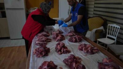 Düzce Belediyesi bu Kurban Bayramı’nda da hayırseverler ile ihtiyaç sahiplerini