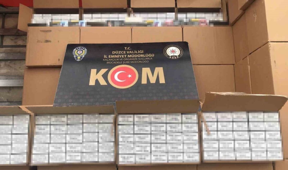 DÜZCE(İHA) – Düzce’de düzenlenen operasyonlarda makaron ve kaçak içki ele