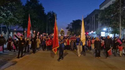 Düzce’de 19 Mayıs Gençlik ve Spor Bayramı kutlamaları çerçevesinde binlerce