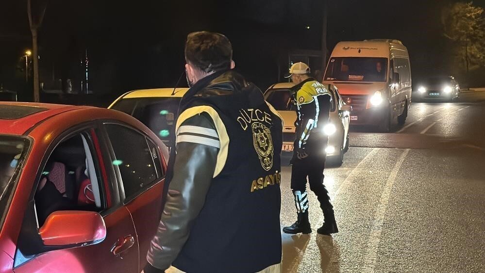 Düzce’de bir haftada yapılan denetimlerde aranan 61 şahıs gözaltına alınırken,