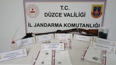 Düzce’de jandarma ekipleri tarafından yapılan operasyonda kenevir bitkisi, 5 gram