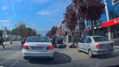 DÜZCE (İHA) – Düzce’de iki motosikletin çarpışması sonucu meydana gelen