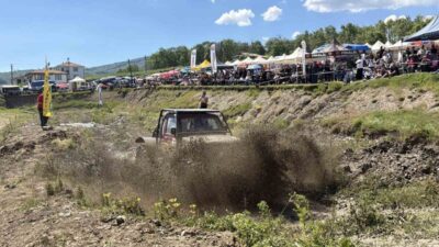Düzce Safari Off-Road Kulübü tarafından düzenlenen 36. Off-Road Festivali’nde ekstrem