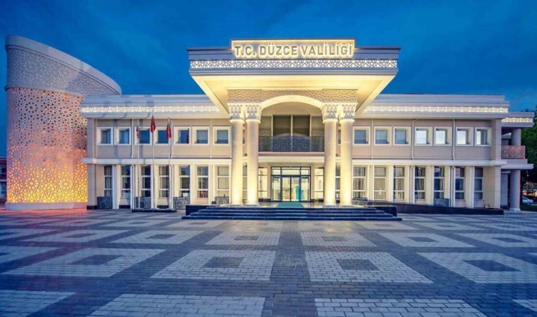 Düzce Valiliği, kent genelinde kurulan ikaz ve alarm sisteminin devreye