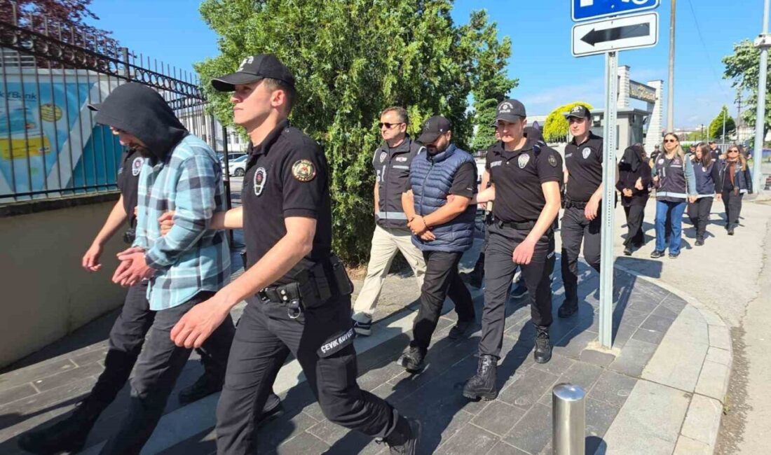 DÜZCE (İHA) – Düzce’de meslek lisesinde okuyan öğrencileri staj yapıyor
