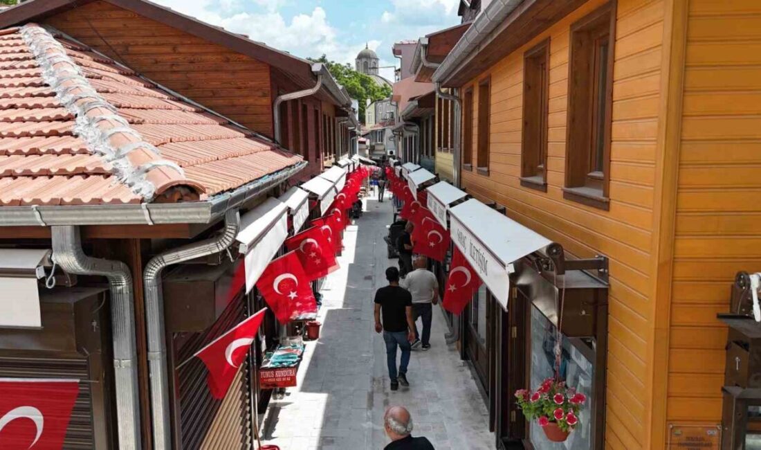 Edirne’de vatandaşların “Dar Çarşı” olarak bildiği Terziler Sokağı’nda yürütülen ve